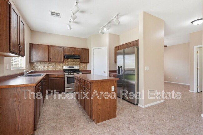 Building Photo - 3061 W Jasper Butte Dr