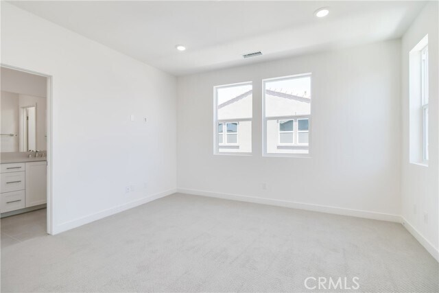 Building Photo - 2317 W Broadway