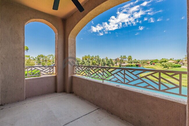 Building Photo - 3800 S Cantabria Cir