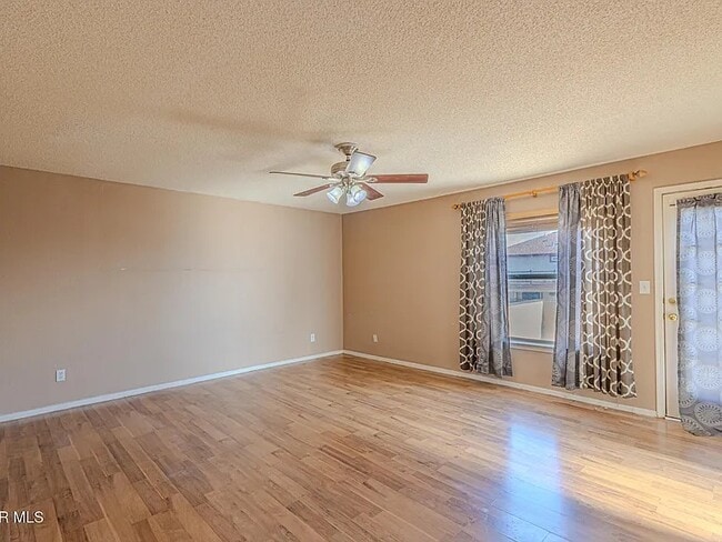 Building Photo - 6088 Los Siglos Dr