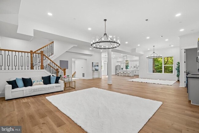 Building Photo - 811 Sligo Creek Pkwy