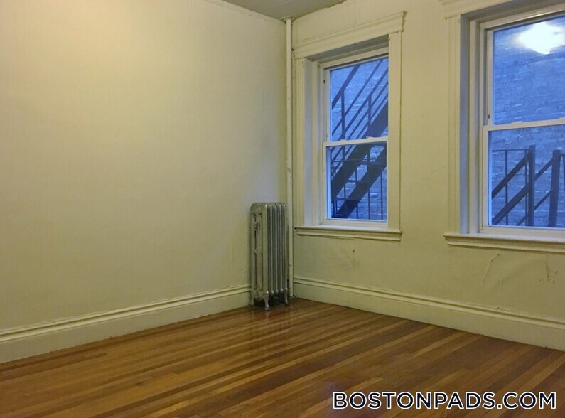 Building Photo - 1350 Commonwealth Ave