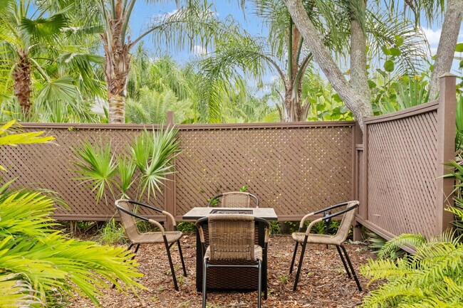 Building Photo - 4 Susan Pl