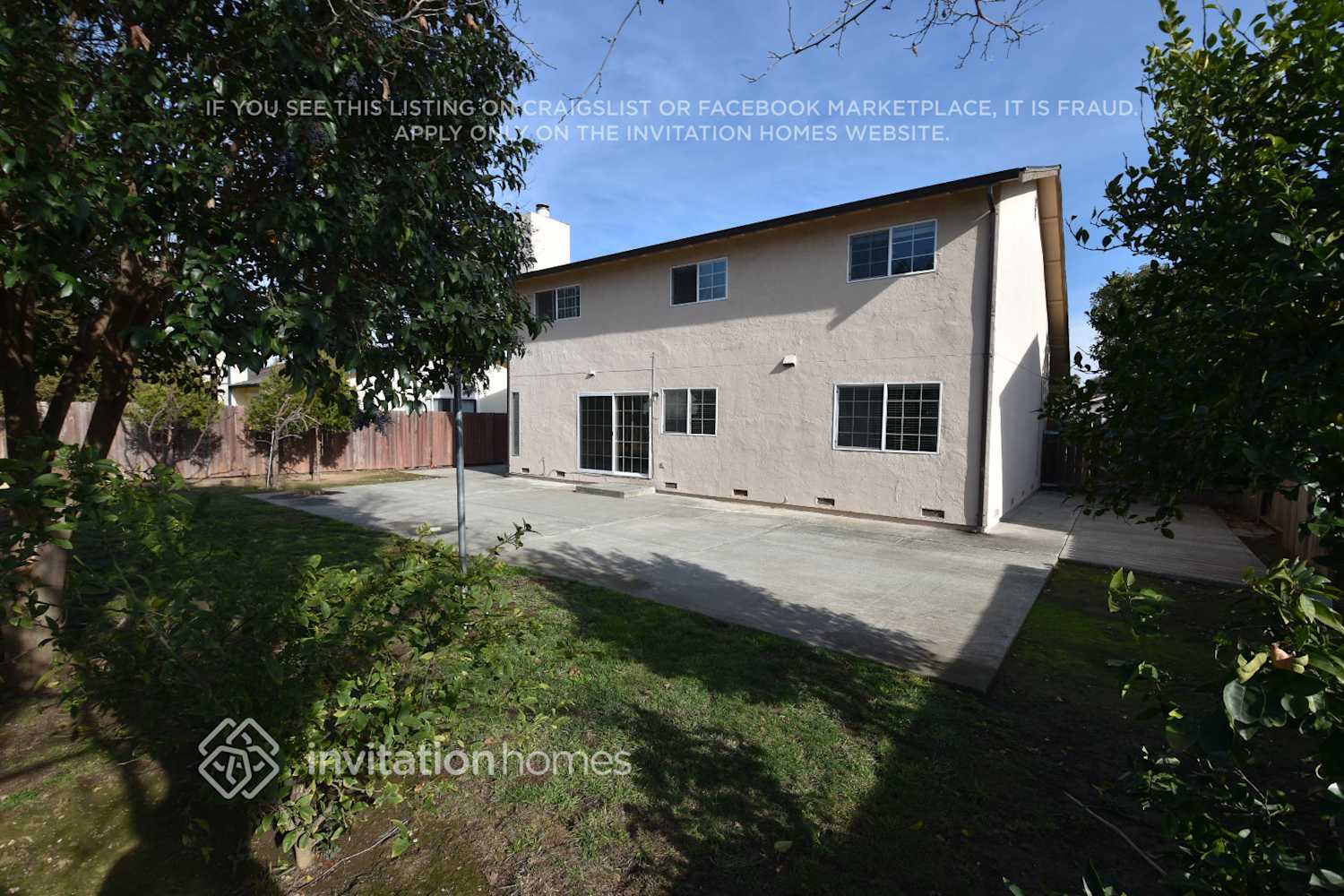 Building Photo - 518 Woodlark Dr
