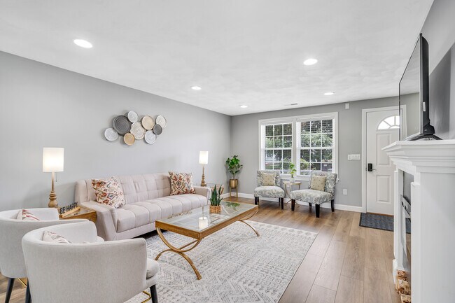 Building Photo - 74 Juniper Ln