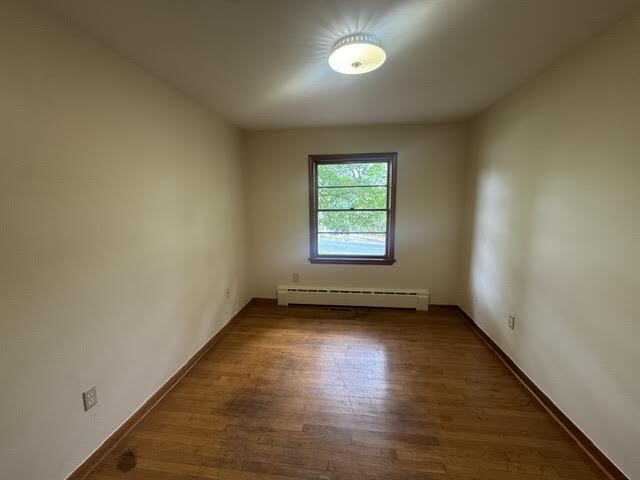 Building Photo - Charming 3-Bedroom Home with Large Yard, Carport & Unfinished Basement on Salem Avenue in Front R...