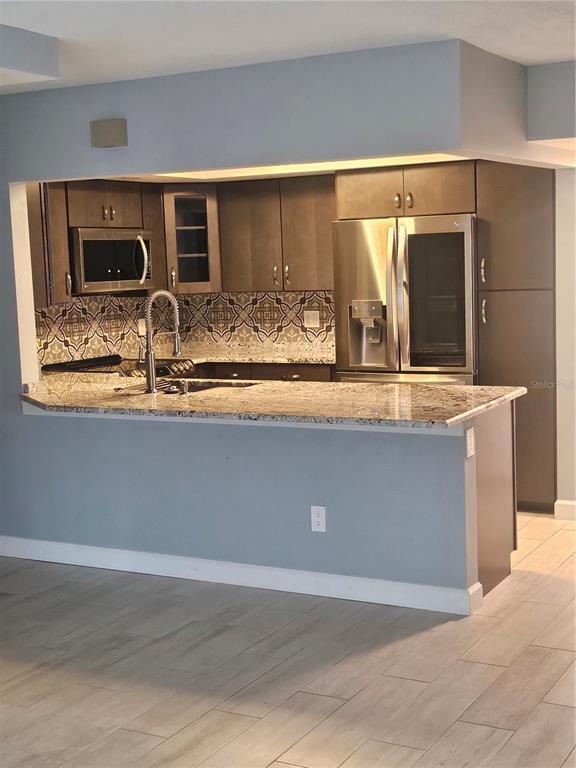 Building Photo - 5220 Brittany Dr S