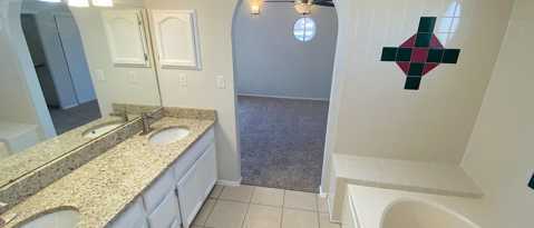 Building Photo - 10936 Loma Alta Pl