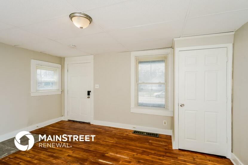 Building Photo - 409 S 39th St