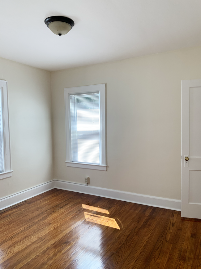 Bedroom 2 - 212 Hubbell Ave