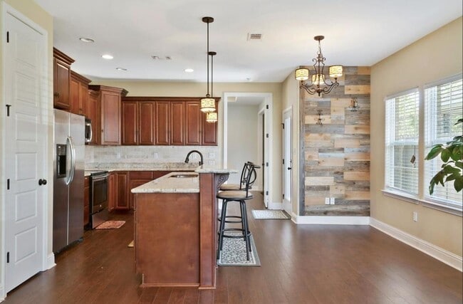 Building Photo - 14076 Anandale Cir