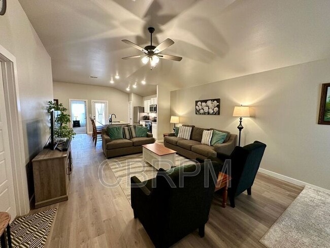 Building Photo - 2014 132nd St