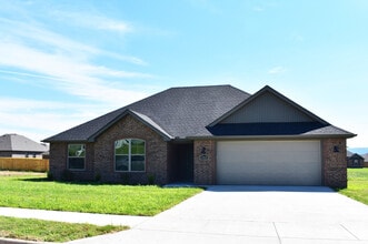 Building Photo - 4 Bedroom Home in Prairie Grove!!!
