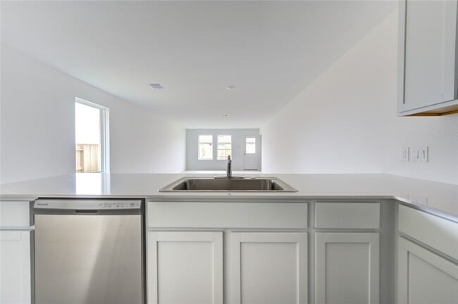 Building Photo - 26811 Prairie Smoke Ln