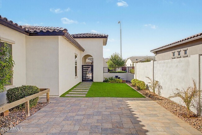 Building Photo - 2083 E Scorpio Pl