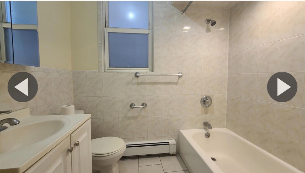 Building Photo - 32 Armstrong Ave