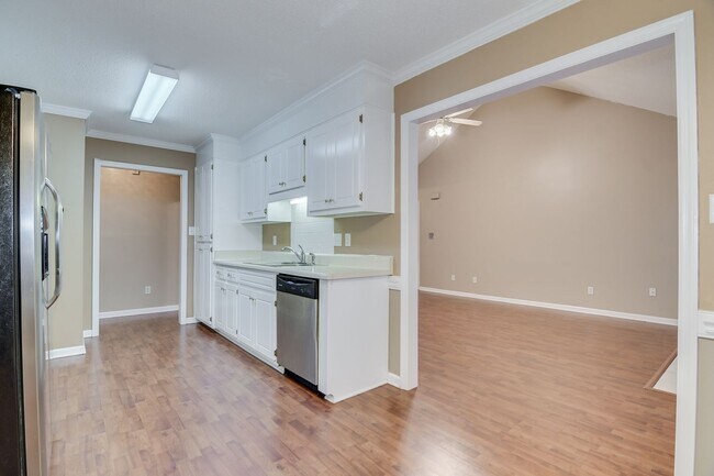 Building Photo - 3 Bedroom Ranch Grovetown