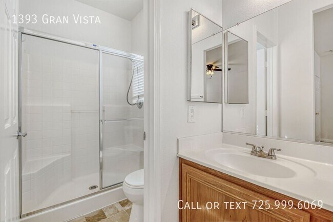 Building Photo - 1393 Gran Vista Ave