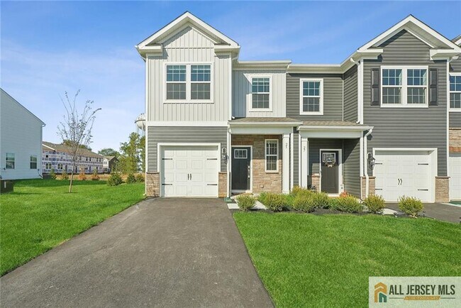 Primary Photo - 25 Elliot Ln