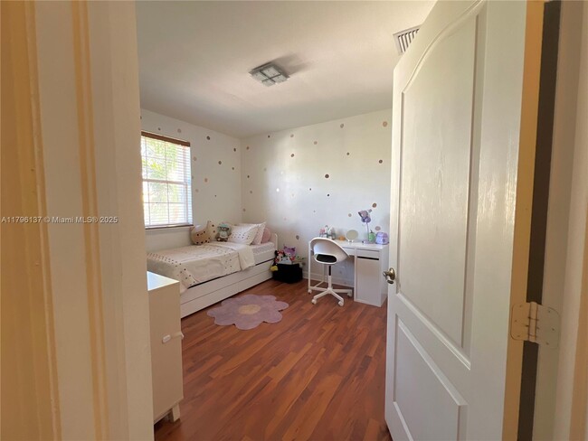 Building Photo - 5486 NW 112th Path