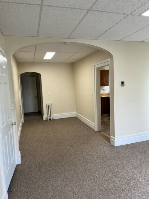 Building Photo - 172 Maple Ave