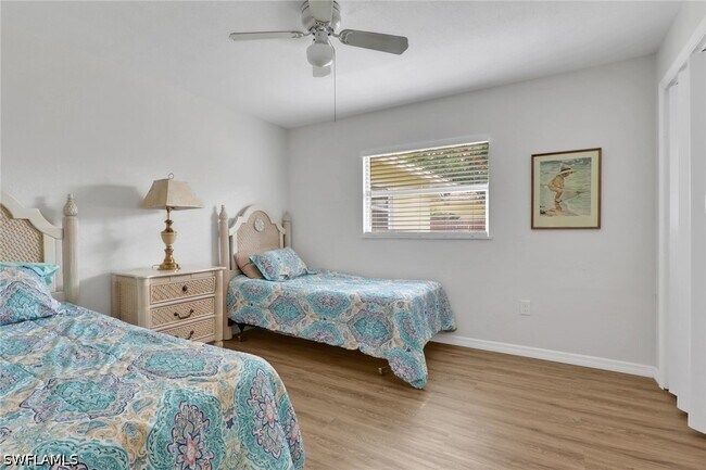 Building Photo - 2772 Riverview Dr