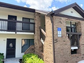 Building Photo - 1515 Huntington Ln