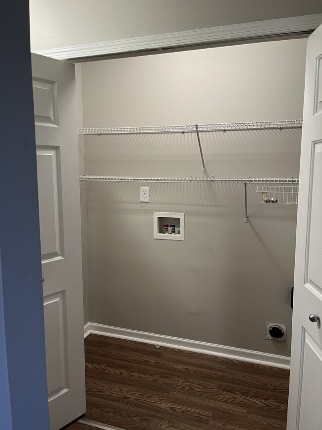 Building Photo - "Spacious 3 Bed, 2.5 Bath Townhouse with Finished Basement on Bell Road - Antioch Rental!"