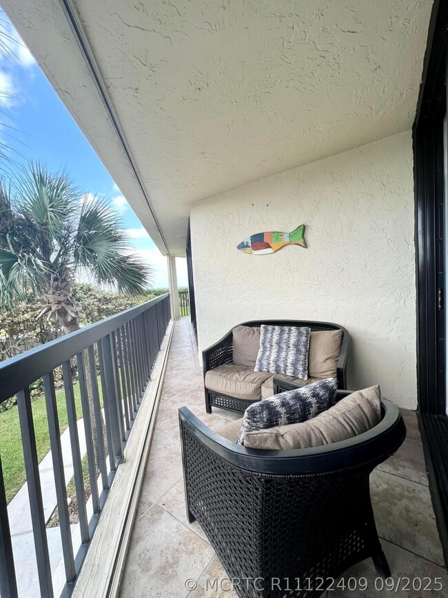 Building Photo - 9500 S Ocean Dr