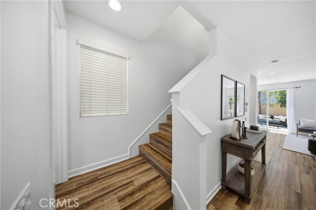 Building Photo - 385 N Avelina Way