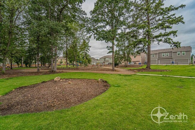 Building Photo - 7020 NE 156th Pl