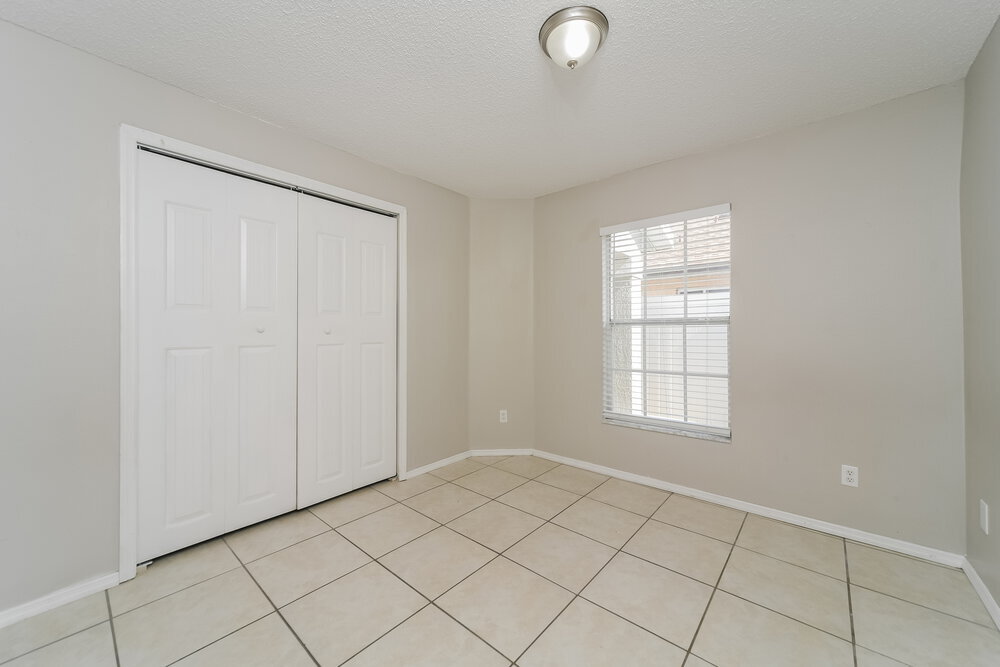 Building Photo - 3235 Brewster Dr