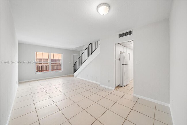 Building Photo - 2301 NE 170th St