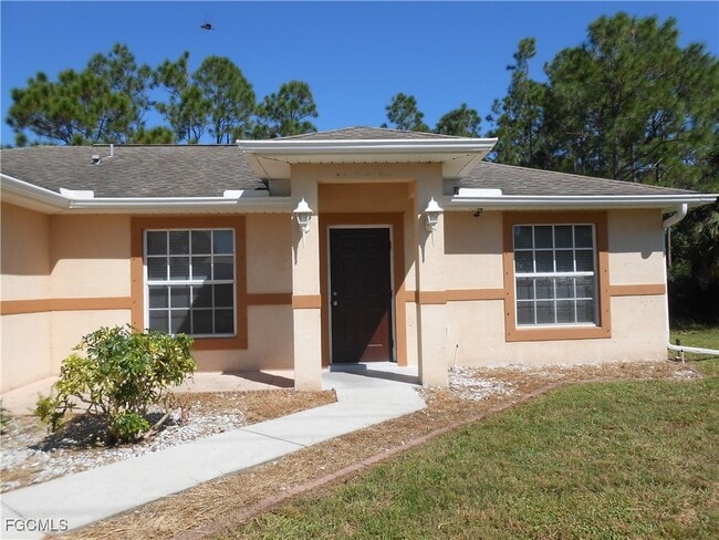 Building Photo - 501 East 10th Street