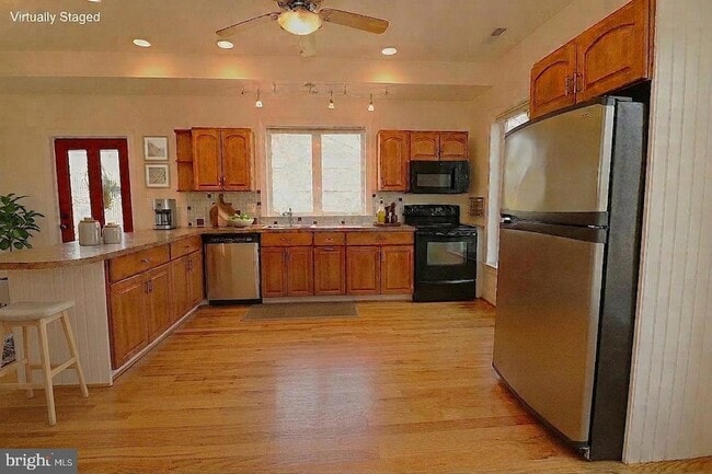 Building Photo - 118 Quaint Acres Dr
