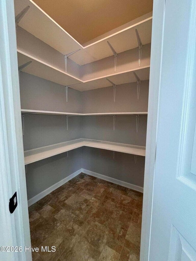 Building Photo - 121 Stone Gate