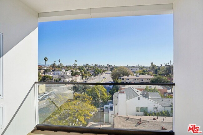 Building Photo - 1110 Spaulding Ave