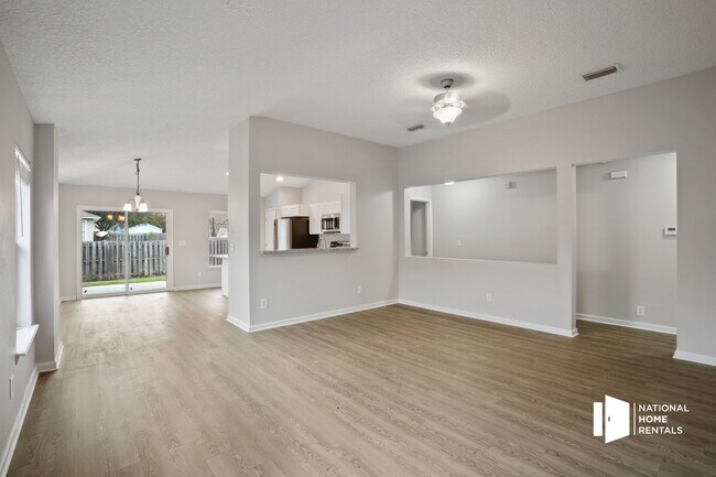 Building Photo - 76087 Long Pond Loop