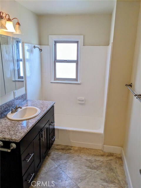 Building Photo - 208 Granada Ave