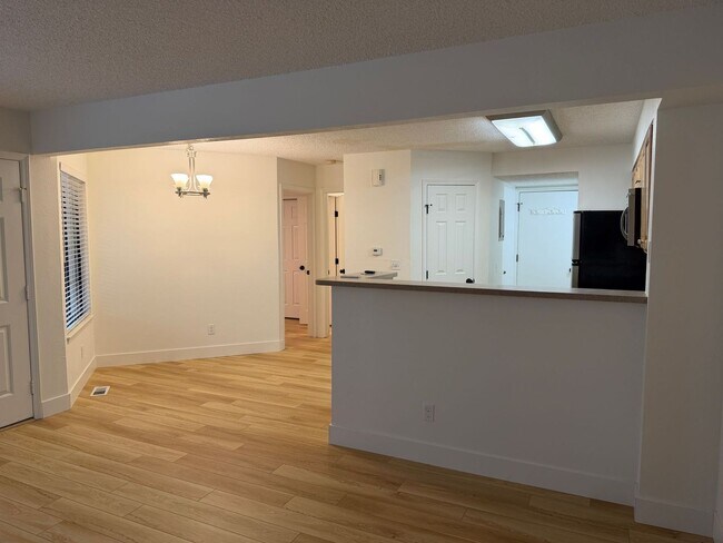 Building Photo - 4799 White Rock Cir