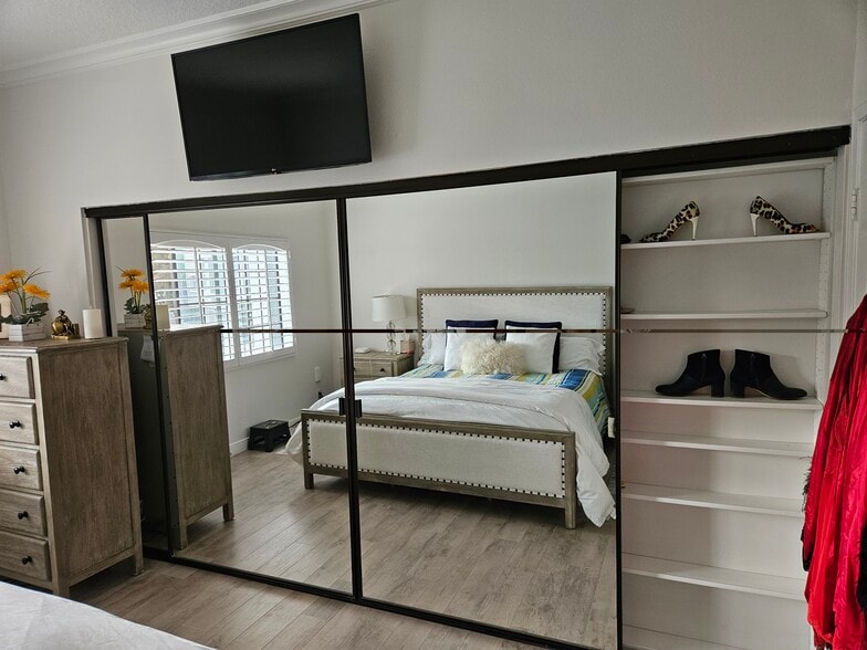 Building Photo - 20122 Bayfront Ln