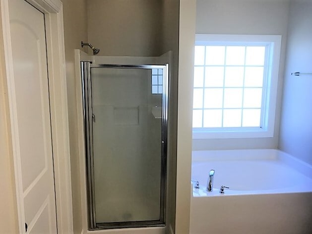 Building Photo - 2 Stone Gate Ct