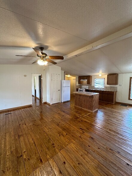Building Photo - 10025 Wrangler Wy