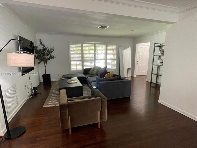 Building Photo - 1420 Baracoa Ave