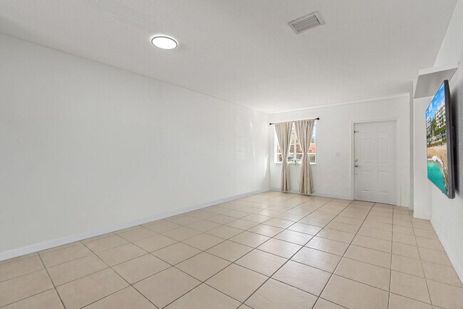 Building Photo - 13765 SW 171st Terrace