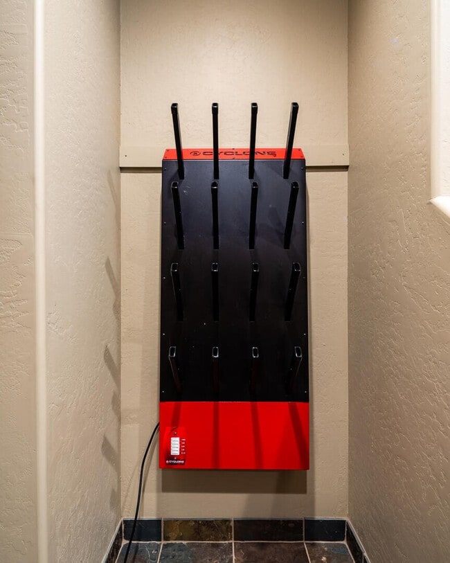 Building Photo - 4 Full Moon Rd