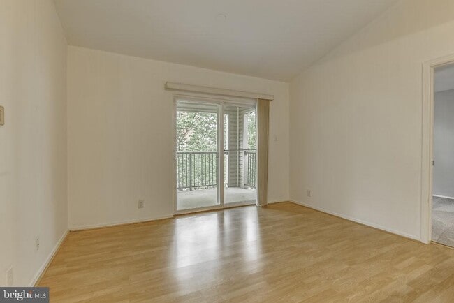 Building Photo - 3305 Wyndham Cir