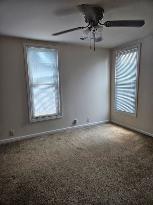 Building Photo - 105 E 30th St