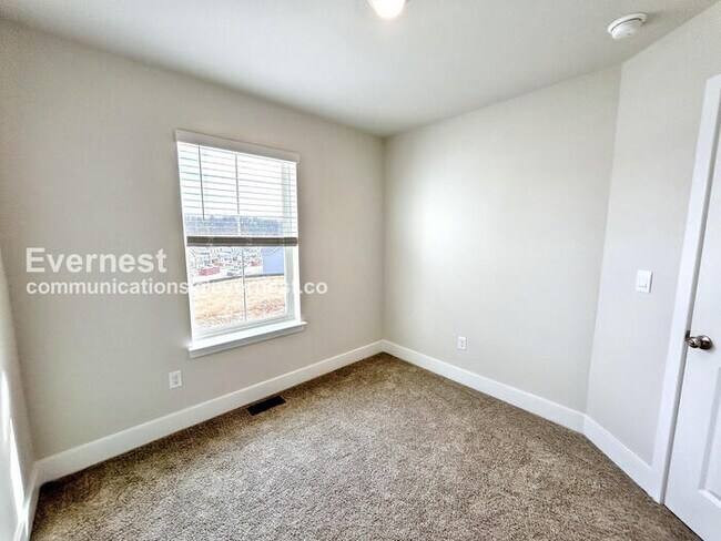 Building Photo - SPECIAL PROMOTION / Brand New 4 Bed/3.5 Bath Townhome with Garage / Pet-Friendly / Available Now!