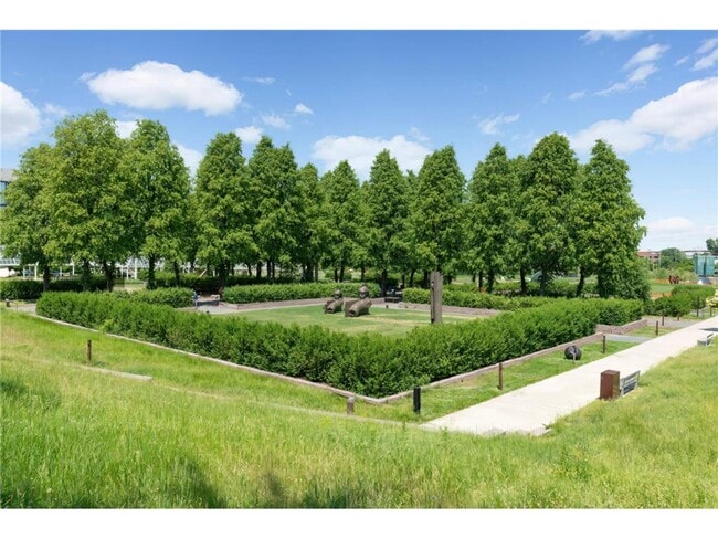 Building Photo - 2428 Colfax Ave South